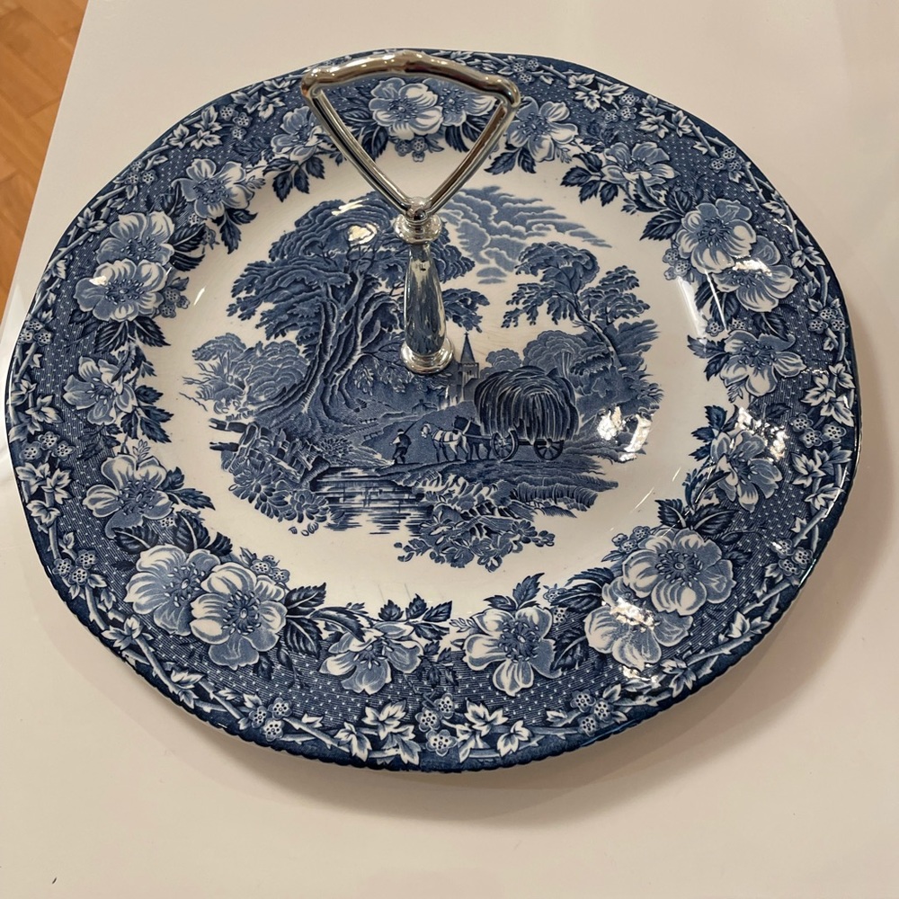Woodland Enoch wedge wood  party serving dish